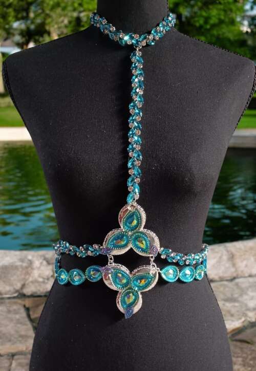 Simply Simplistic Statement Piece (One Size Fit All)